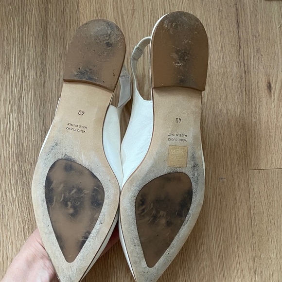 Chic White Slingback Flats - Picture 3 of 3